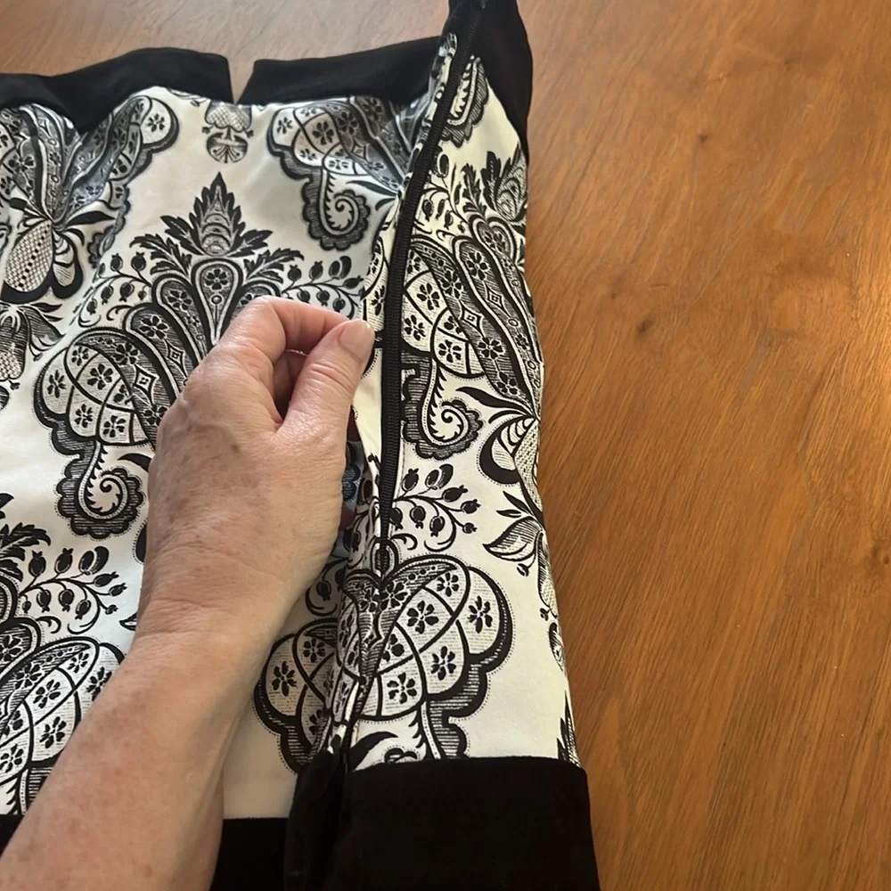 White House black market size 6 bustier - Picture 8 of 9